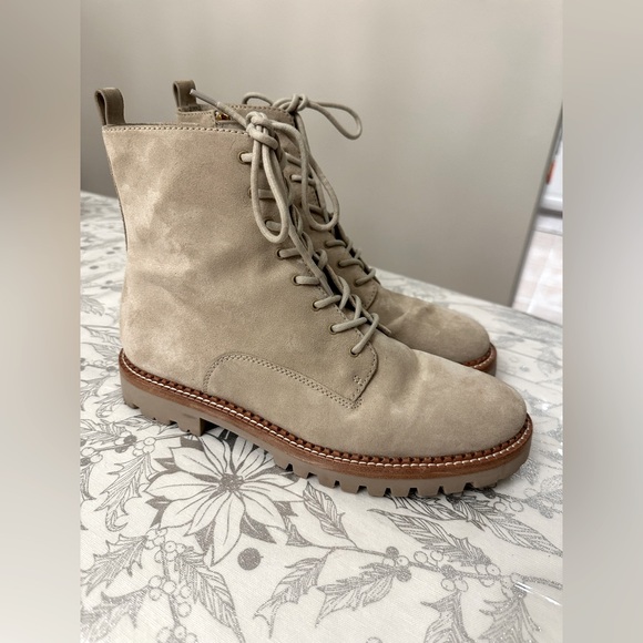 Vince Women's Cabria Lace Up Lug Sole Boots in Farro Size 10M water repellent - Picture 8 of 16